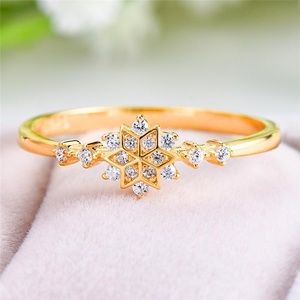 3 for $30 Luxury Female Flower Snowflake Ring Fashionable Winter Ring